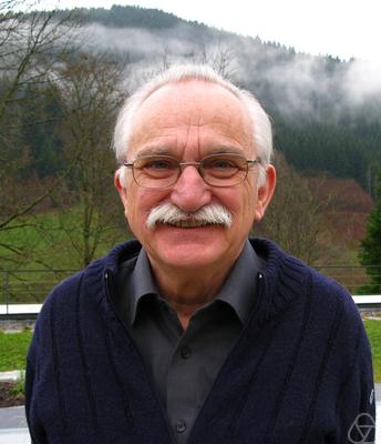 Rolf Schneider