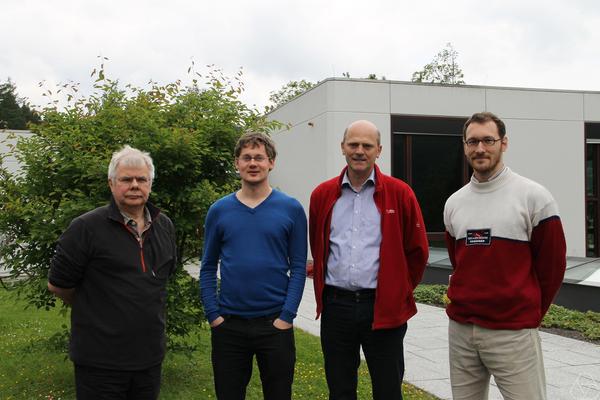 Charles M. Elliott, Hans Knüpfer, Harald Garcke, Benedikt Wirth