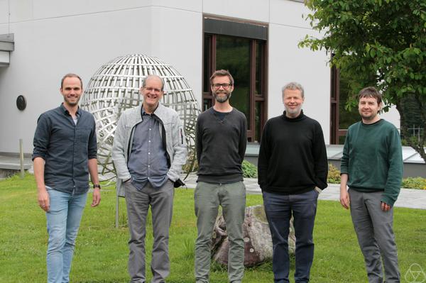 Soeren Boehm, Gerhard Röhrle, Michael Bate, Benjamin M. S. Martin, Damian Sercombe