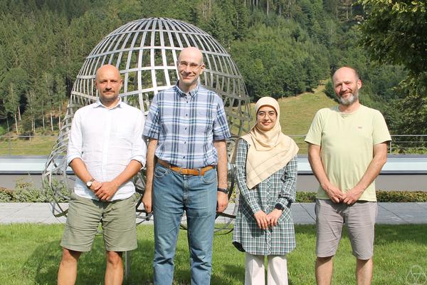 Konstantin Pankrashkin, Iosif Polterovich, Asma Hassannezhad, Luc Hillairet