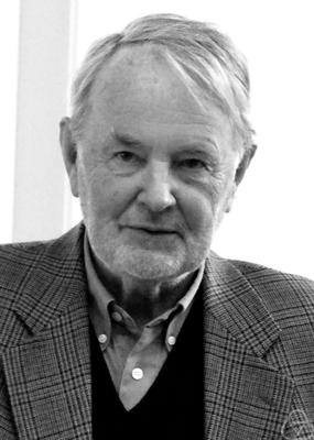 Winfried Scharlau