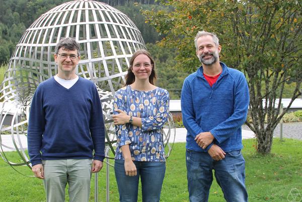 Oliver Riordan, Lisa Sauermann, Robert Morris