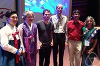 Sueyoung Hwang, Hyungju Park, Artur Avila, Martin Hairer, Manjul Bhargava, Mira Bhargava