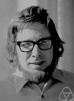 Dirk Ferus