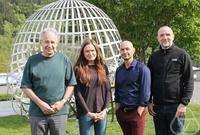 Gieri Simonett, Magdalena Czubak, Marcelo M. Disconzi, Mathias Wilke